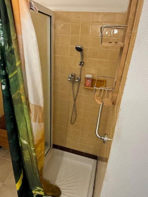 Maison De Ville Proche Mer, En Camargue Sur Le Chemin De Saint Jacques De Compostelle, Clim Reversible Vauvert Esterno foto